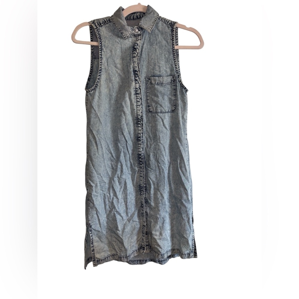 Pull&Bear Button Front Collared Denim Lightweight… - image 1